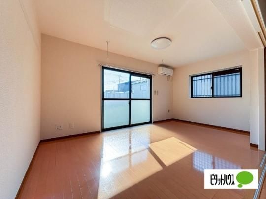 �y���̑��z�@���r���O