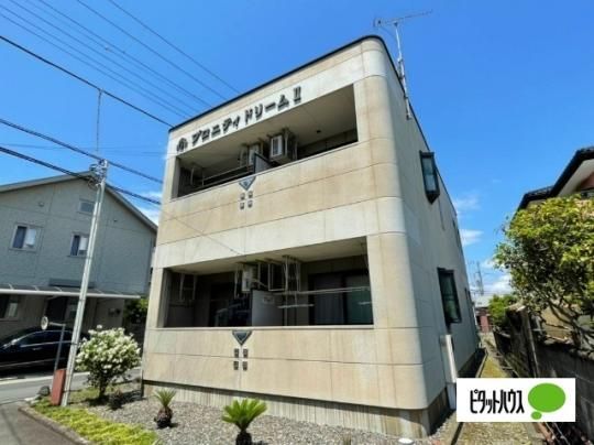 �v���j�e�B�h���[���U