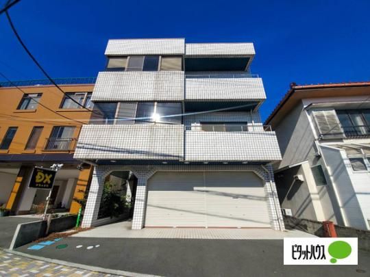 ���q�r��