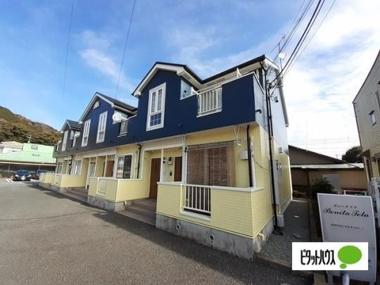 �{�j�[�^�@�e��