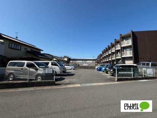 ����������p�[�L���O